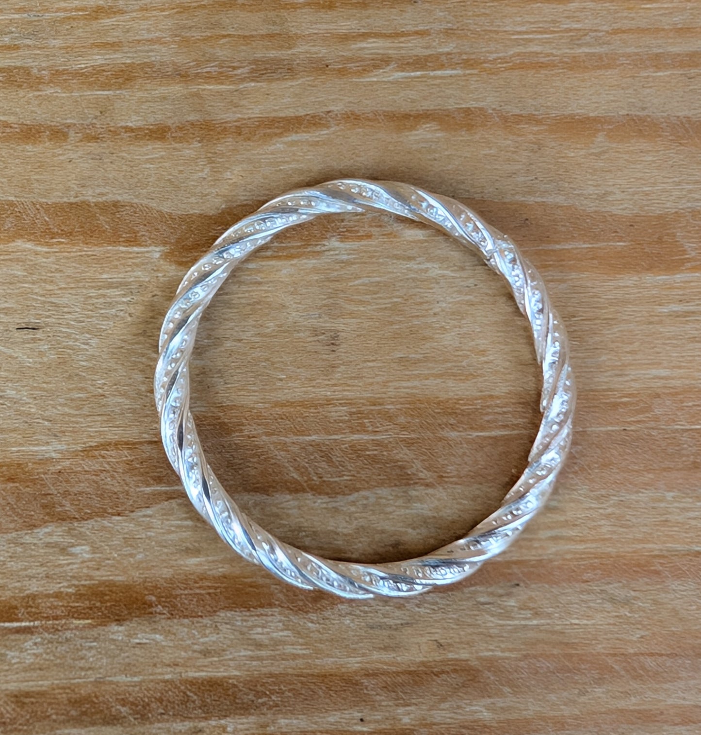sterling silver patterned twist stacking ring