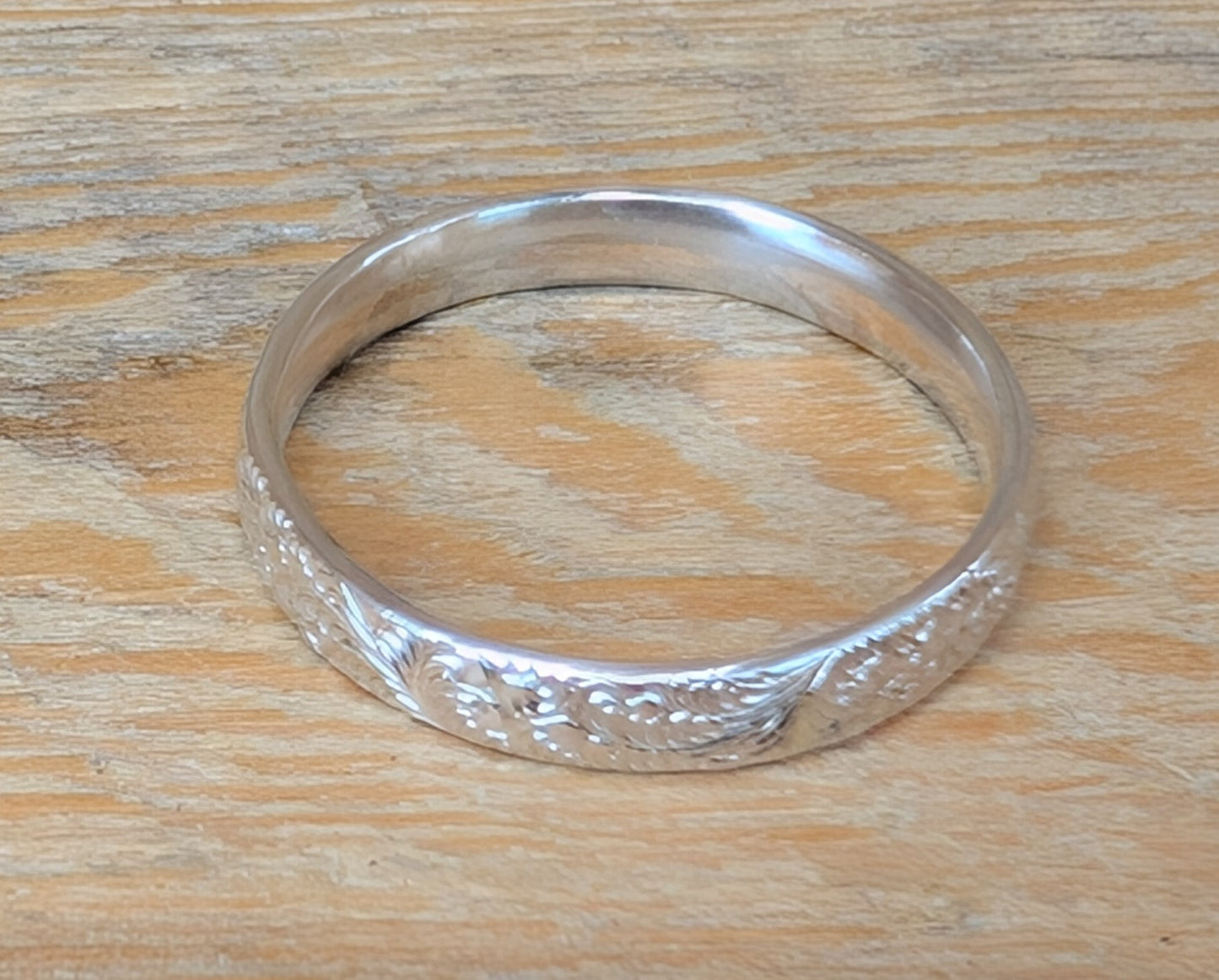 sterling silver paisley textured band