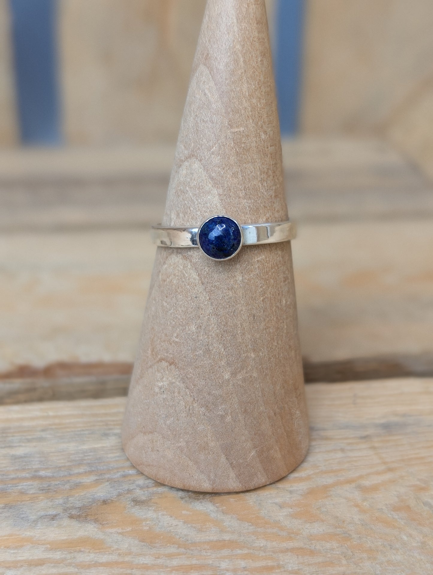sterling silver lapis lazuli ring