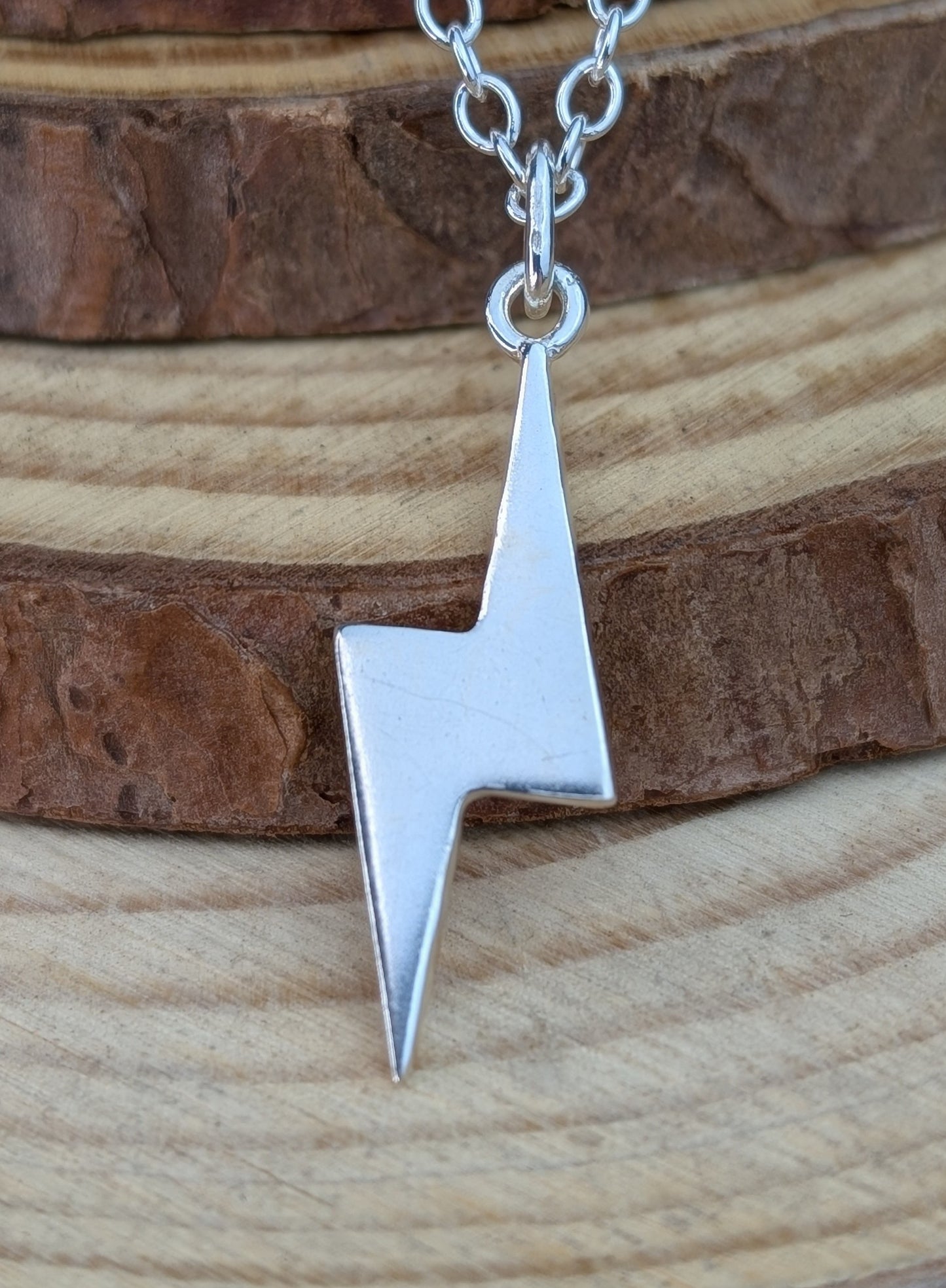 sterling silver lightning bolt pendant