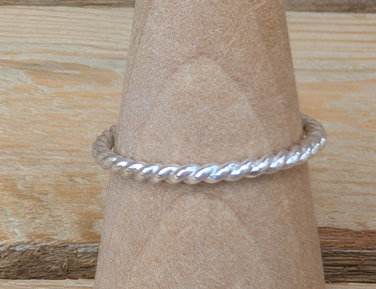 sterling silver twist stacking ring