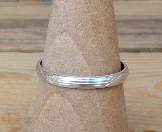 sterling silver cross patterned stacking ring