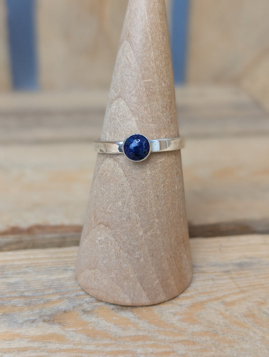 sterling silver lapis lazuli ring