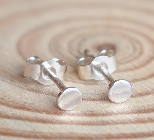 sterling silver 3mm circle stud earrings