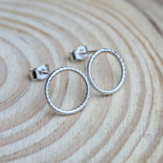sterling silver 10mm twisted open circle stud earrings
