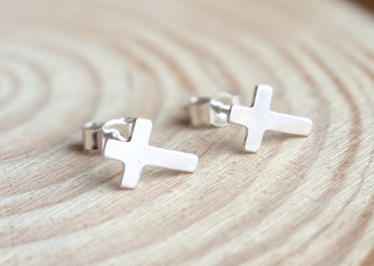 sterling silver cross stud earrings